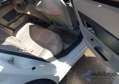 2005 Cadillac Cts Standard z USA, uszkodzony, nr VIN 1G6DP567950148575